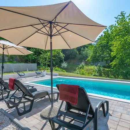 Bonissa, A Private And Tranquil Haven Amidst Nature Pićan
