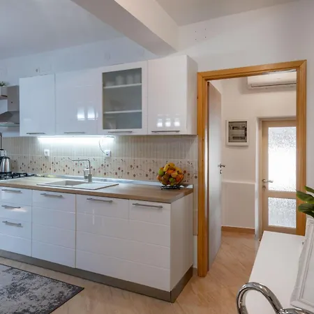 Bonissa, A Private And Tranquil Haven Amidst Nature Ferienhaus *
