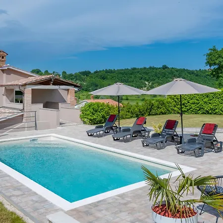 Casa vacanze Bonissa, A Private And Tranquil Haven Amidst Nature *